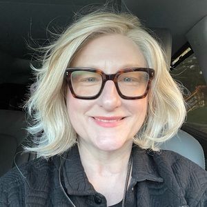 Meet your Posher, Amy